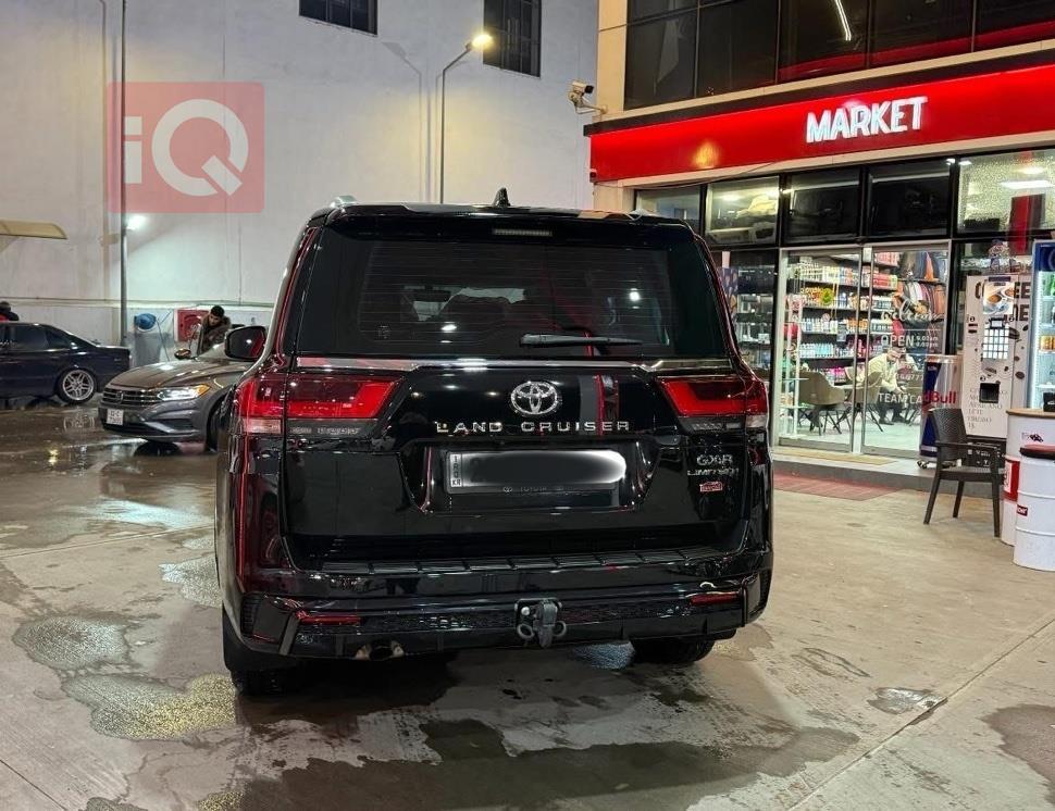 تويوتا لاندكروزر